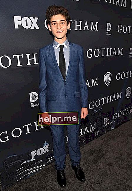 David Mazouz la Fox's Gotham Season Final Screening în aprilie 2015