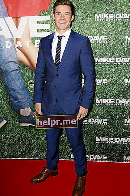 Adam DeVine a l'estrena de fans de "Mike and Dave Need Wedding Dates" el juliol de 2016