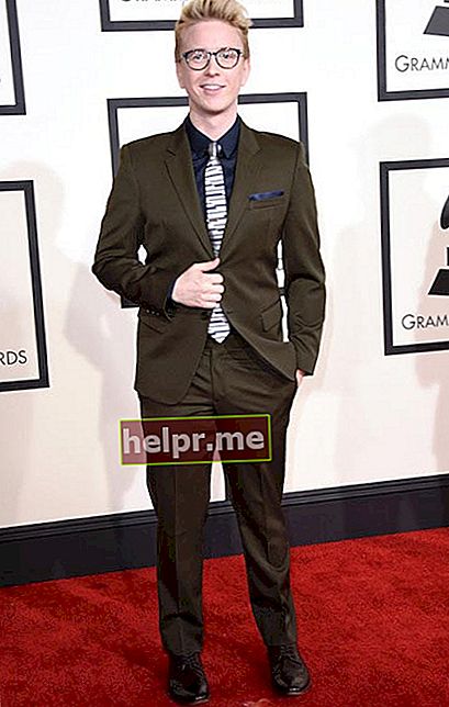Tyler Oakley als premis Grammy 2015