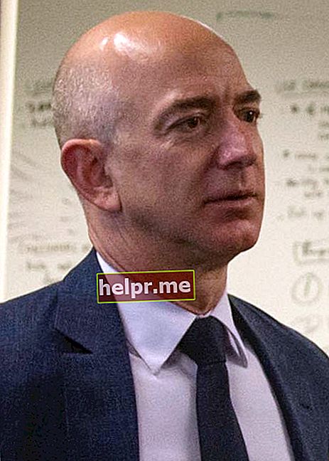 Jeff Bezos visto em 2015
