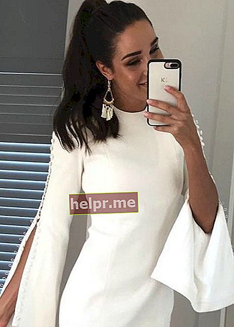 Kayla Itsines într-un selfie pe Instagram în octombrie 2017