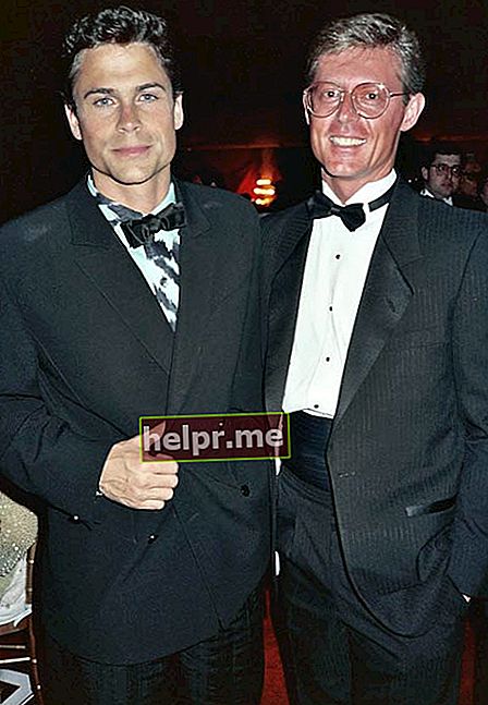 Rob Lowe y Alan Light en la fiesta del Governor's Ball después de los Premios de la Academia de 1989