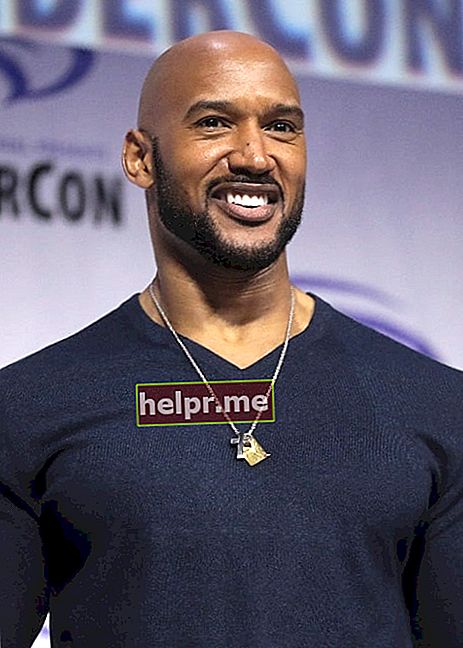 Henry Simmons a kaliforniai Anaheim-ben, a WonderCon 2019-es képén látható