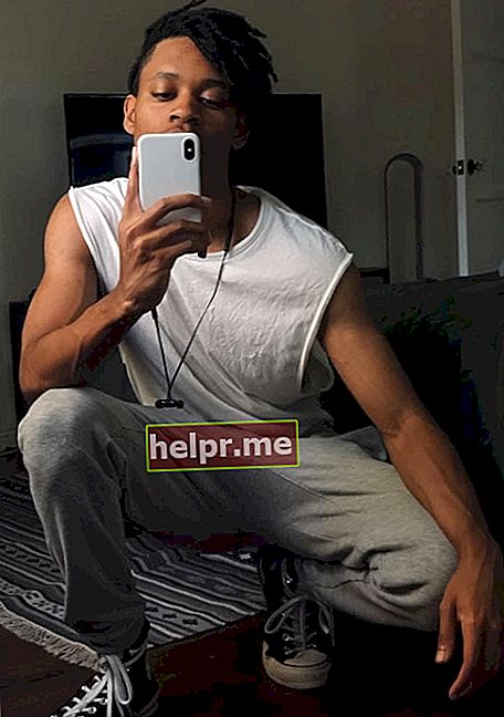 Tyrel Jackson Williams compartiendo su selfie en abril de 2019