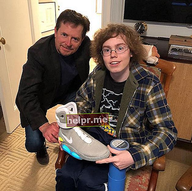 Michael J. Fox con J. J. de Quicy MA en noviembre de 2018