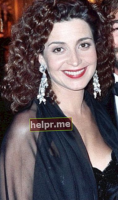 Annie Potts la Emmy Awards în 1989
