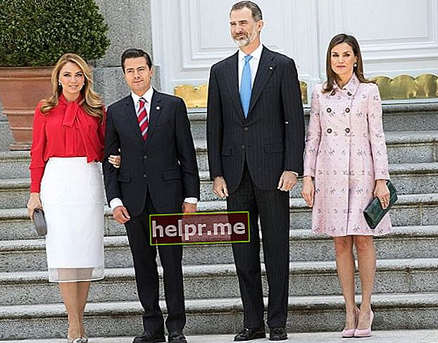El Rey y la Reina de España junto al expresidente de México Enrique Peña Nieto y su esposa Angélica Rivera en abril de 2018