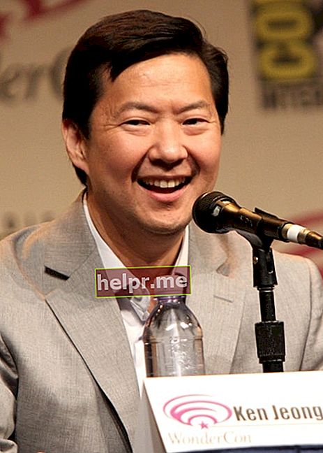 Ken Jeong la Wondercon 2012 în Anaheim, California