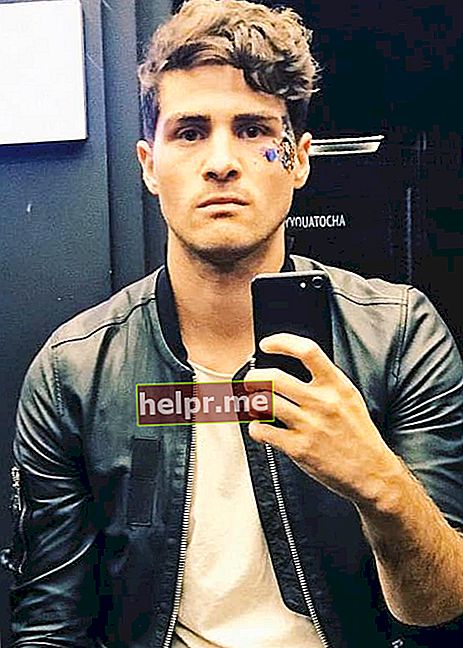 Anthony Padilla u Instagram selfiju kakav je viđen u rujnu 2017. godine