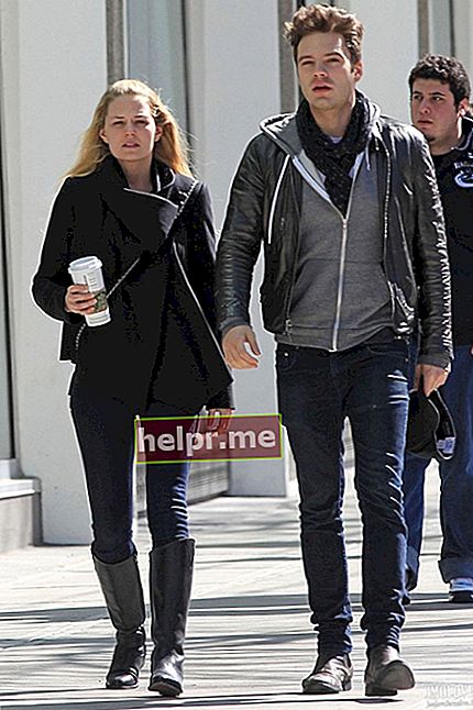 Jennifer Morrison y Sebastian Stan