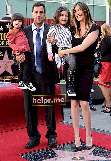 Adam Sandler cu soția Jackie Sandler și doi copii