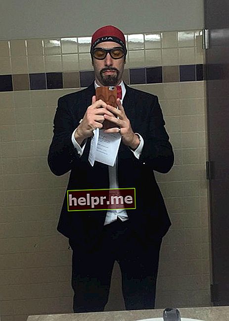 Sacha Baron Cohen en una selfie en febrero de 2016