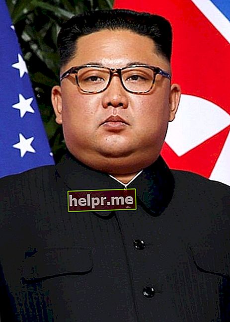 Kim Jong-un așa cum s-a văzut pe covorul roșu în timpul summitului de la Singapore din iunie 2018