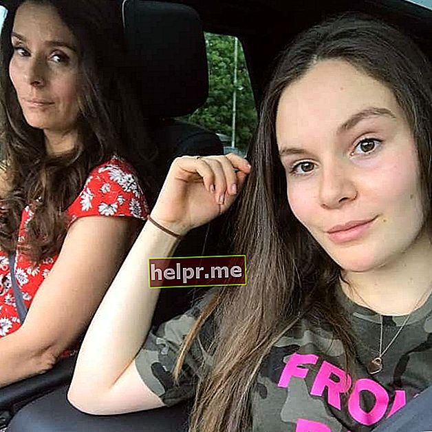 Tana Ramsay (links) en Holly Ramsay in een selfie in mei 2017