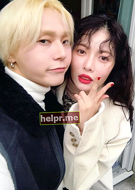 E'Dawn se tomó una selfie con Hyun Ah en diciembre de 2018