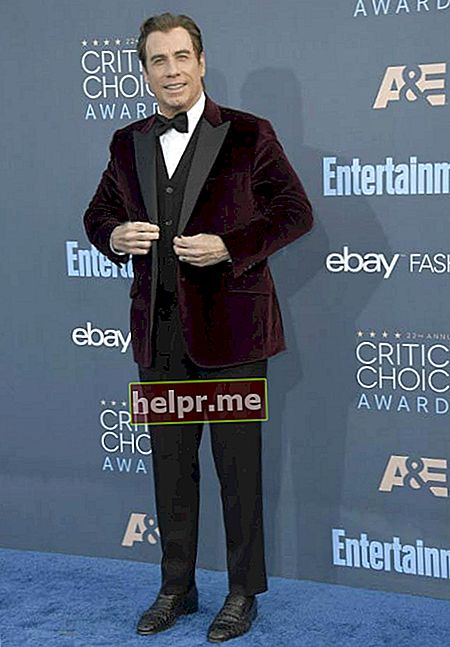 John Travolta la Critics 'Choice Awards în decembrie 2016