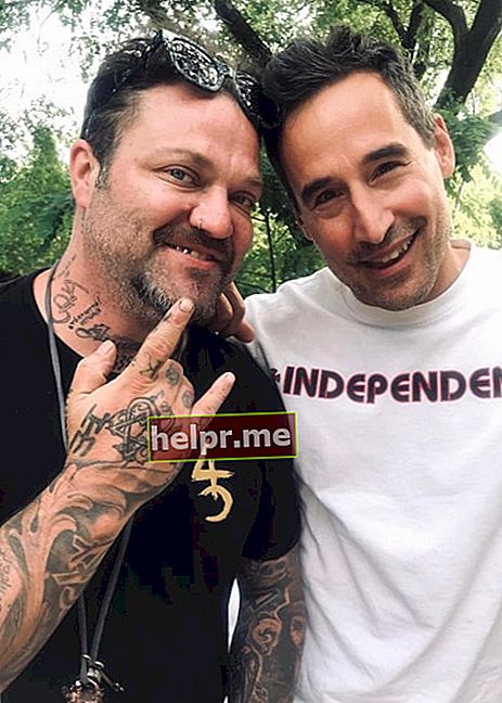 Bam Margera como se ve en una foto de Instagram con el Dr. Darren Menditto en junio de 2019