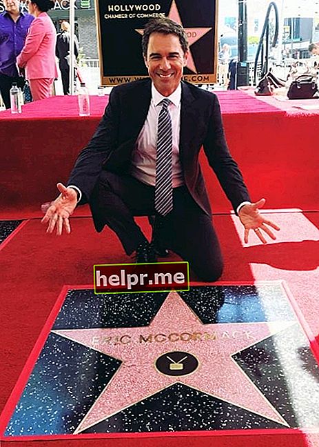Eric McCormack este văzut la Hollywood Walk of Fame în septembrie 2018