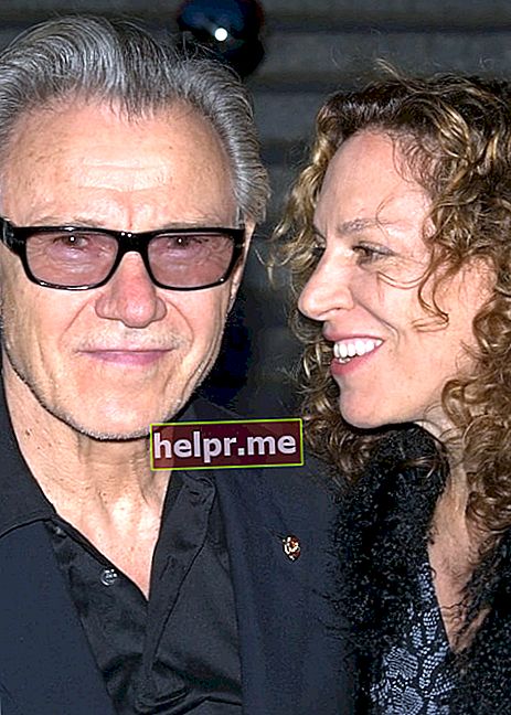 Harvey Keitel, așa cum se vede într-o fotografie cu soția sa Daphne Kastner, făcută în aprilie la Tribeca Film Festival 2010