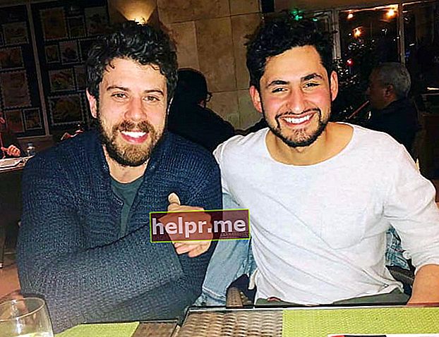 Toby Kebbell (Stânga) și Amir El Masry, așa cum se vede în februarie 2019