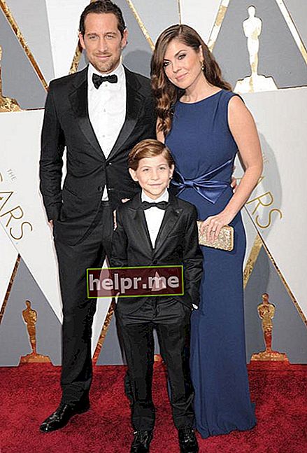 Jacob Tremblay la premiile anuale 2016 ale Academiei cu tatăl Jason Tremblay și mama Christina Candia Tremblay
