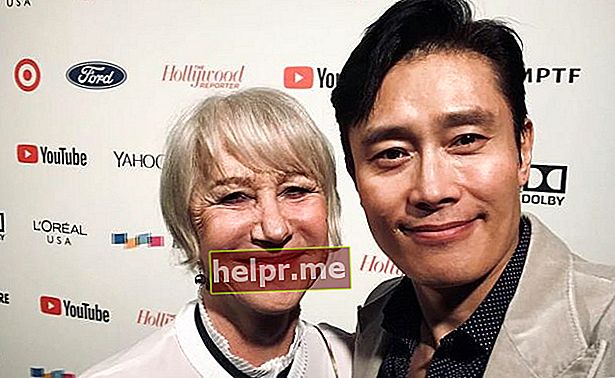 Lee Byung-Hun într-un selfie pe Instagram cu Helen Mirren