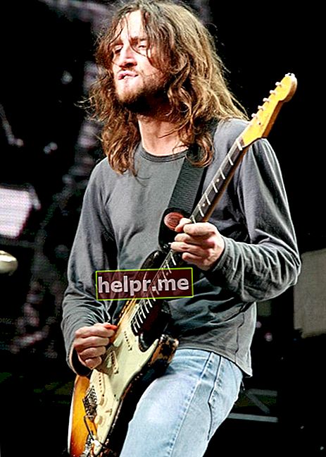 John Frusciante văzut în februarie 2014