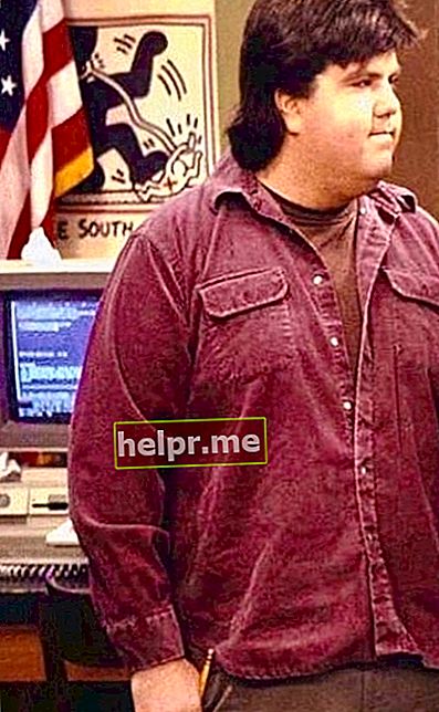 Dan Schneider în adolescență în serialul de succes ABC Head of the Class (1986-1991)