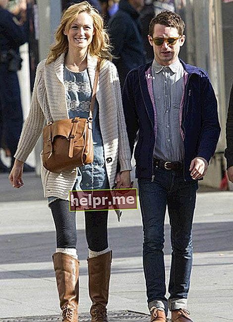 Elijah Wood en Kerry Bishe genieten van een ontspannen wandeling in Madrid in november 2012