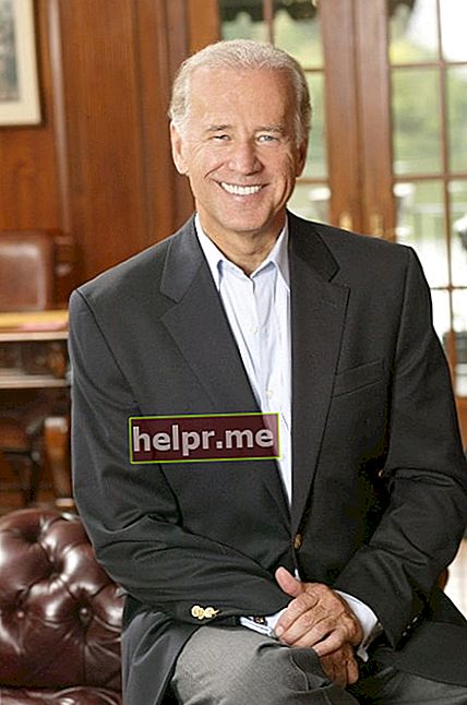 Joe Biden como se ve en un retrato fotográfico oficial