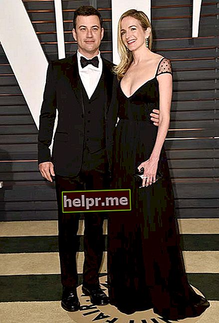 Jimmy Kimmel y Molly McNearney en la fiesta de los Oscar 2015 de Vanity Fair