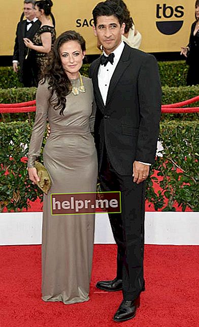 Lara Pulver y Raza Jaffrey en los Screen Actors Guild Awards 2015 en Los Ángeles