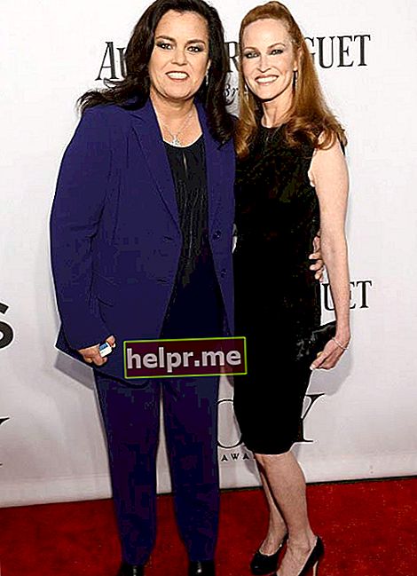 Rosie O'Donnell și Michelle Rounds la cea de-a 68-a ediție anuală a premiilor Tony din iunie 2014